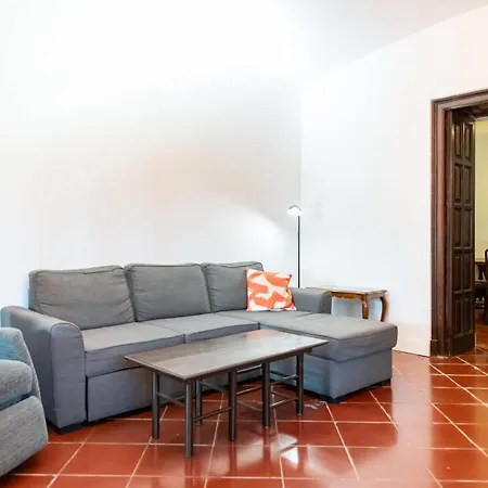 16th-century Masia With Pool And Chapel