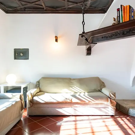 Casa de vacances 16th-century Masia With Private Pool & Event Space